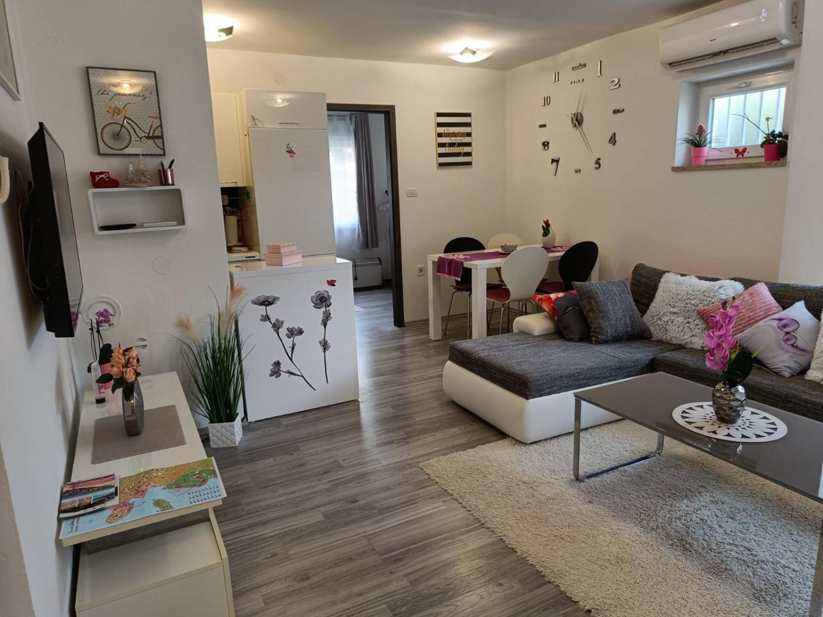 Apartments Mary & Free Parking Rovinj Værelse billede